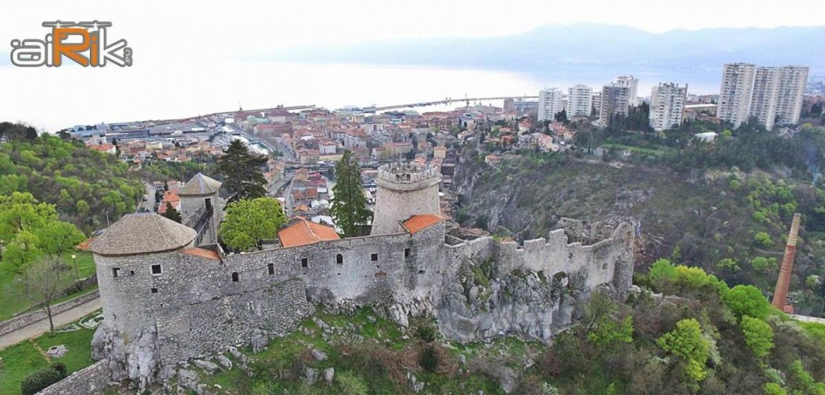 Apartmani Lucin Rijeka Buitenkant foto